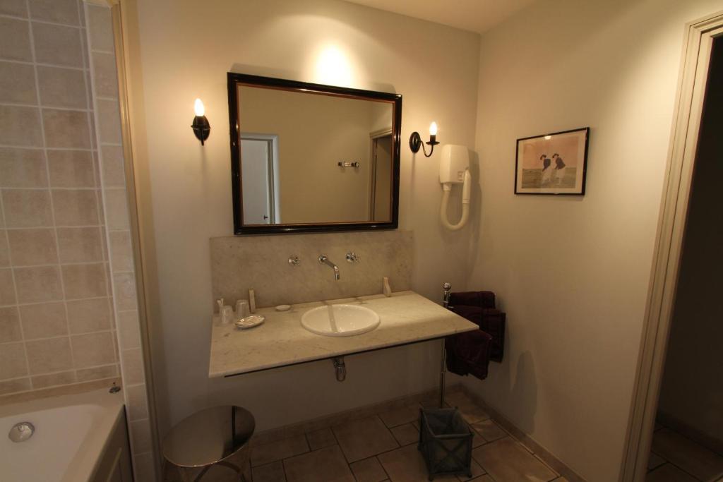 Le Clos Xavianne Ribécourt-la-Tour Szoba fotó